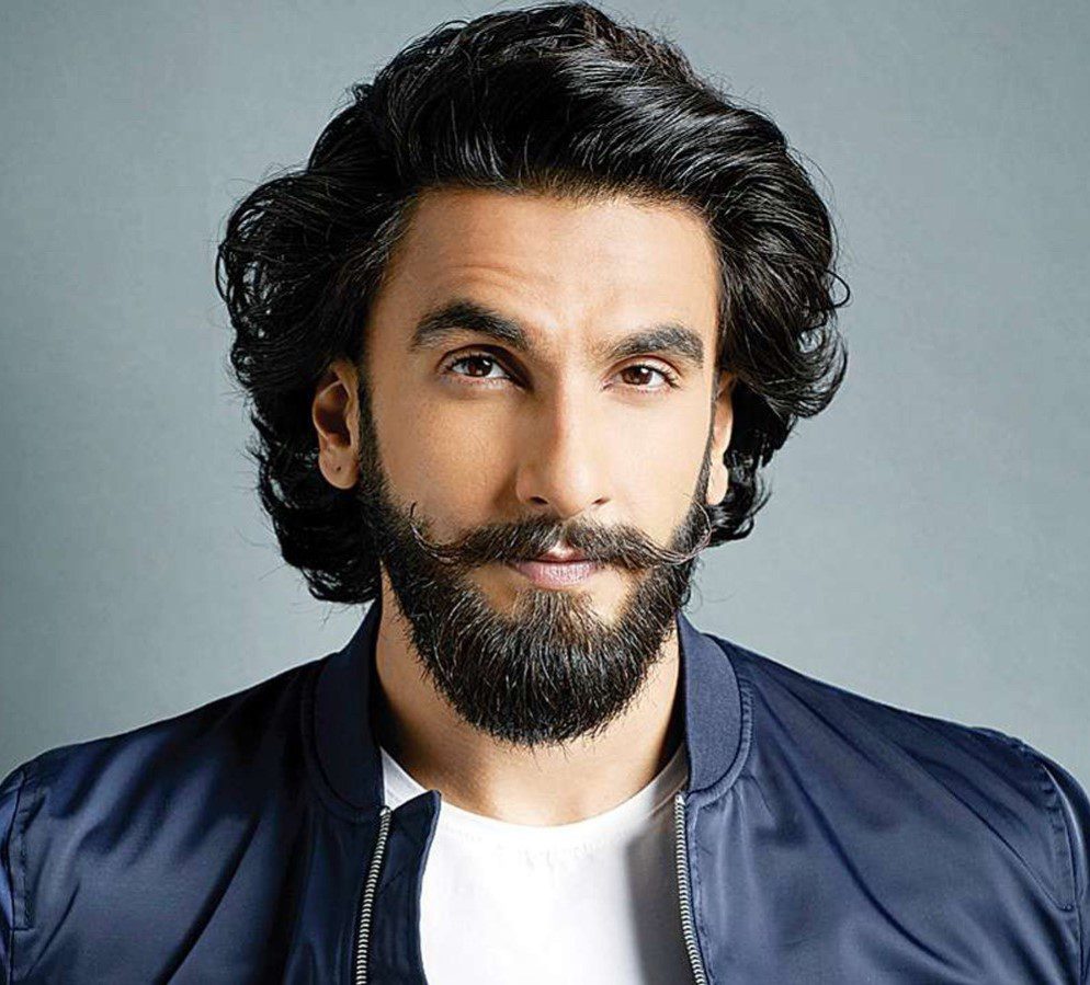 Ranveer Singh: A Comprehensive Biography | Age, Height, Family, Education, Career, Net Worth, and More… (2023)